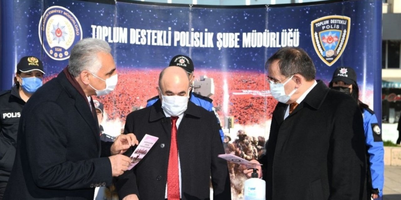 Kades, Kadınlara Tanıtıldı