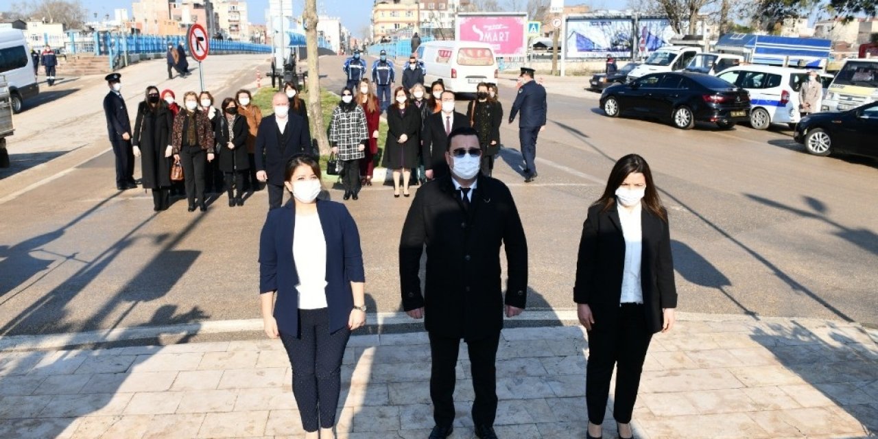 Mustafakemalpaşa’da 8 Mart Dünya Kadınlar Günü Kutlandı
