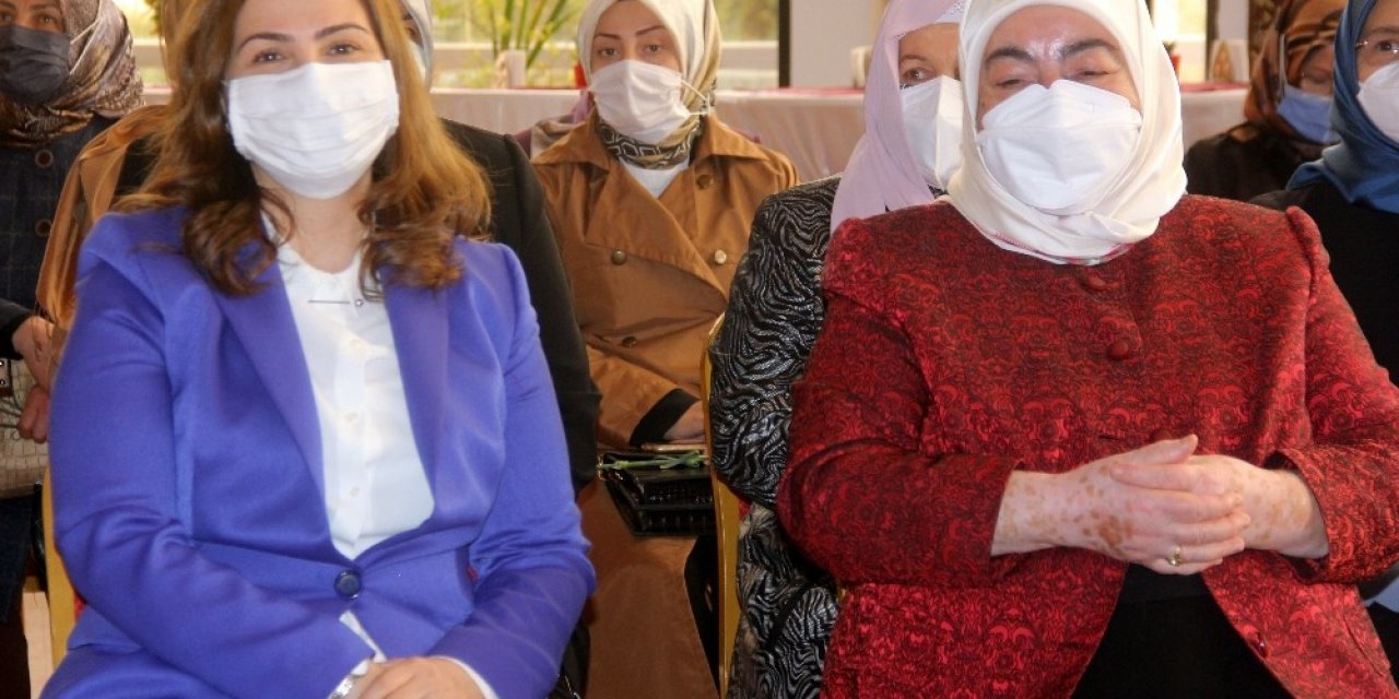 Erzincan’da Girişimci Kadınların El Emeği Göz Nuru Ürünlerinin Yer Aldığı Kadın Kültür Merkezi Açıldı