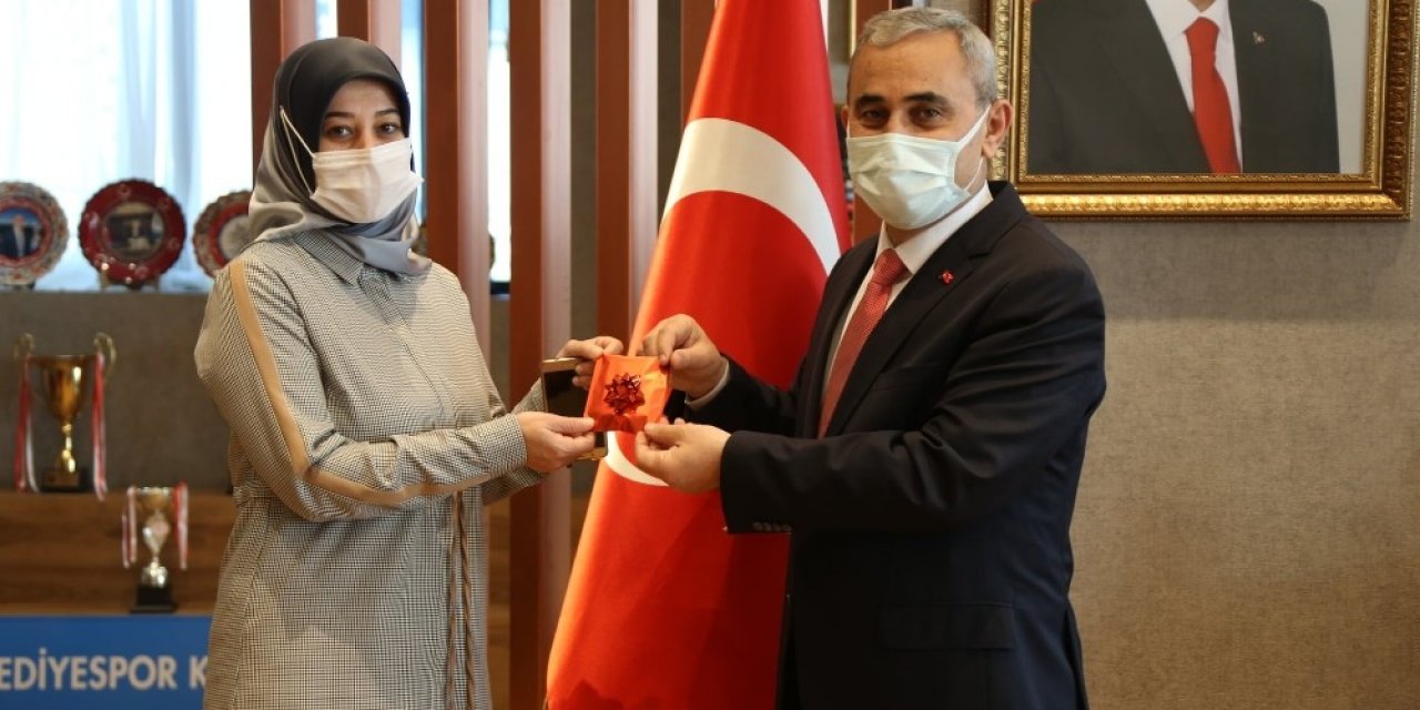 Başkan Işık: "kadınlar, En Önemli Değerlerimiz"