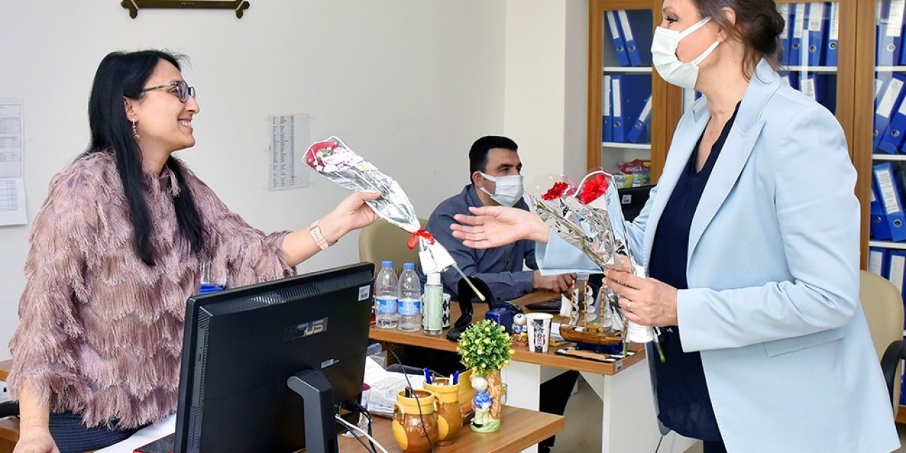 Manisa Cbü Kadınlar Günü’nü Kutladı