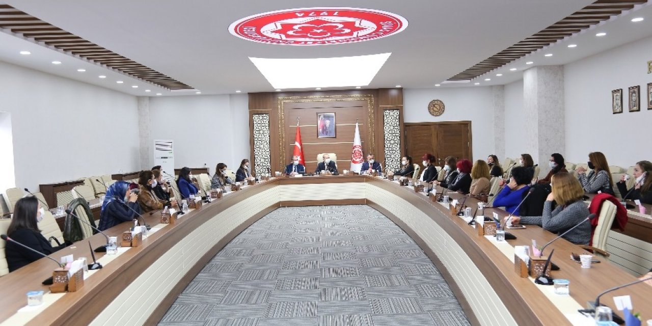 Scü Rektörü Yıldız: “kadınlar Toplum İçin Önemli Bir Değer”