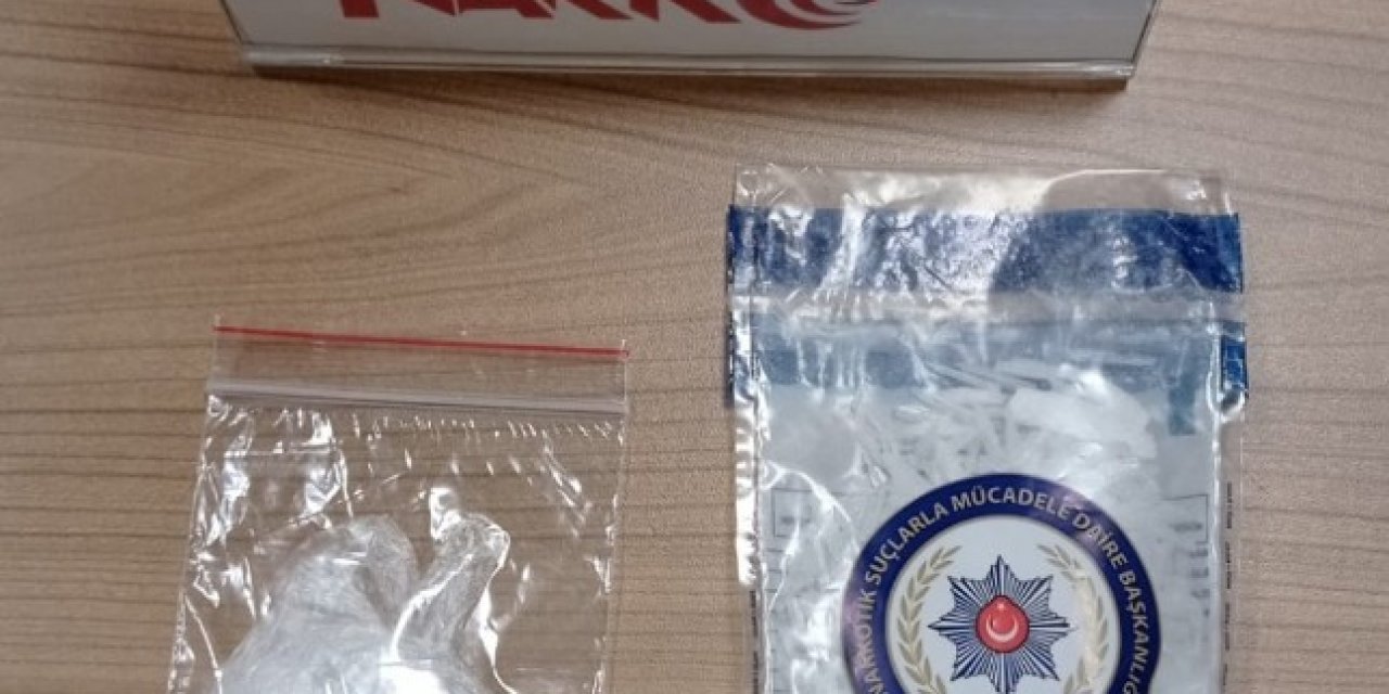 Üzerinde Uyuşturucu Madde Bulunan Kişi Tutuklandı