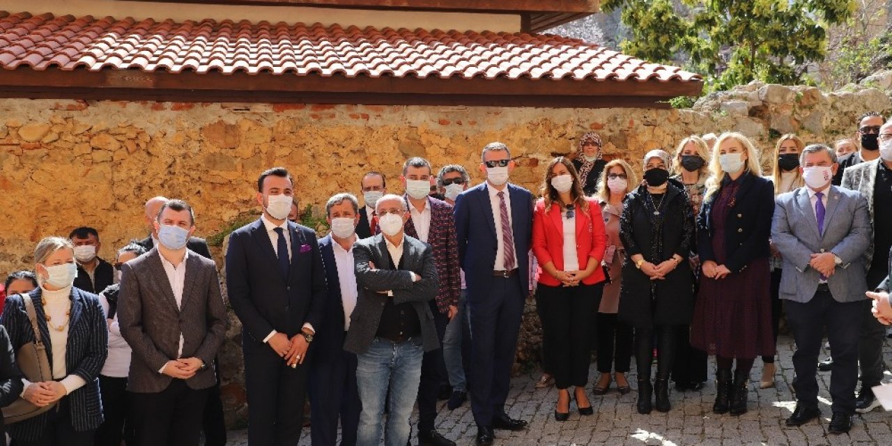 Alanya Belediyesi’nden Kadınlar Gününe Özel Sergi