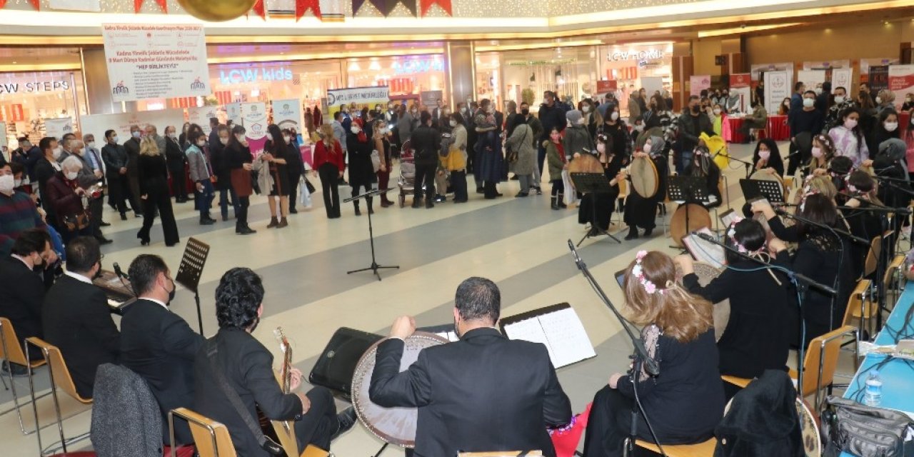 Malatya Park Avm’ De Kadınlar Günü Etkinliği