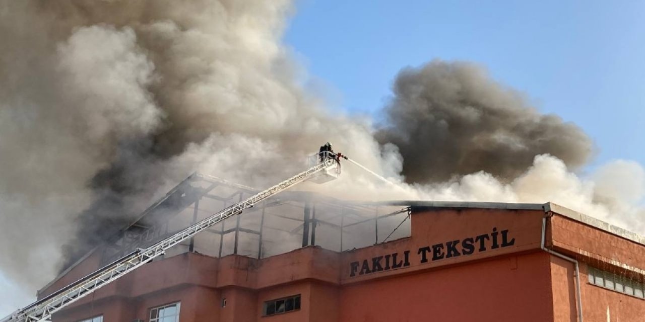Tekstil Fabrikası Alevlere Teslim Oldu