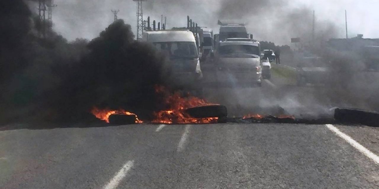 Şanlıurfa’da Çiftçiler Dedaş’ı Protesto Etti