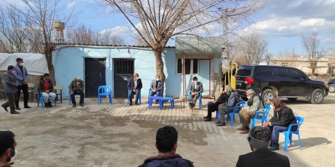 Kaymakam Ve Belediye Başkan Vekili Öztürk, Ergani’de Mahalle Ziyaretlerine Devam Ediyor