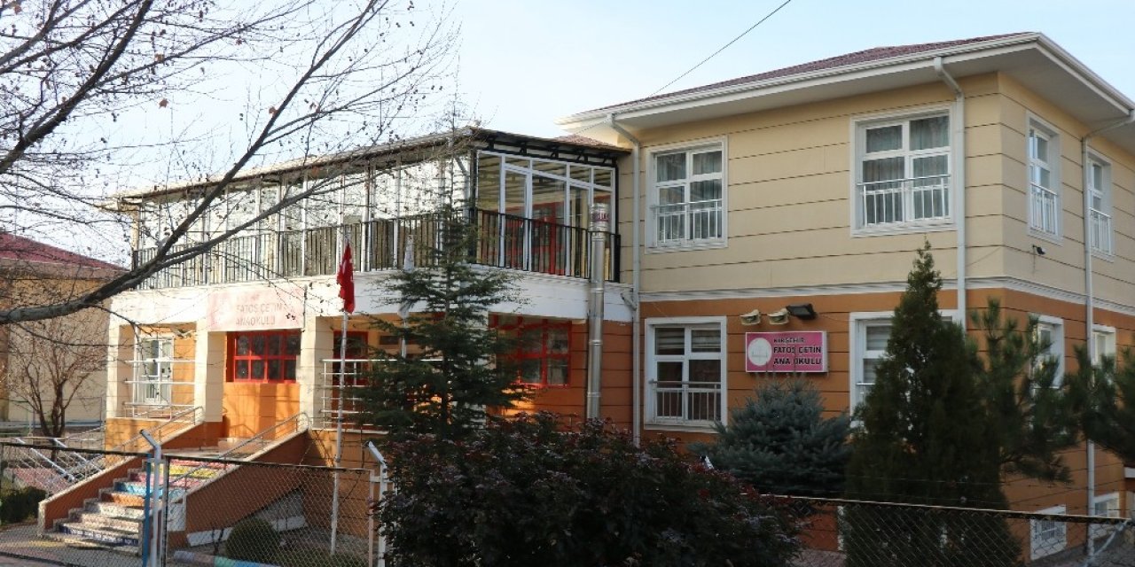 Kırşehir’de Anaokulunda Öğretmenlerde Korona Virüs Çıktı, Eğitime Ara Verildi
