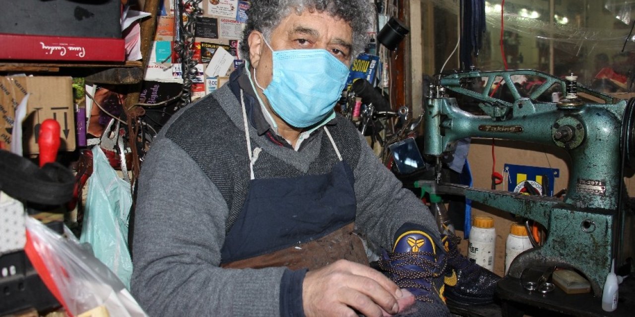 10 Yaşında Başladığı Mesleğini 49 Yıldır Aşkla Sürdürüyor