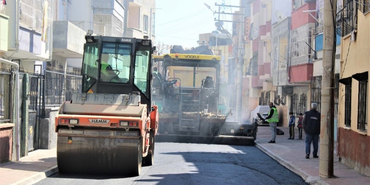 Mersin’de Yol Yapım Çalışmaları Sürüyor