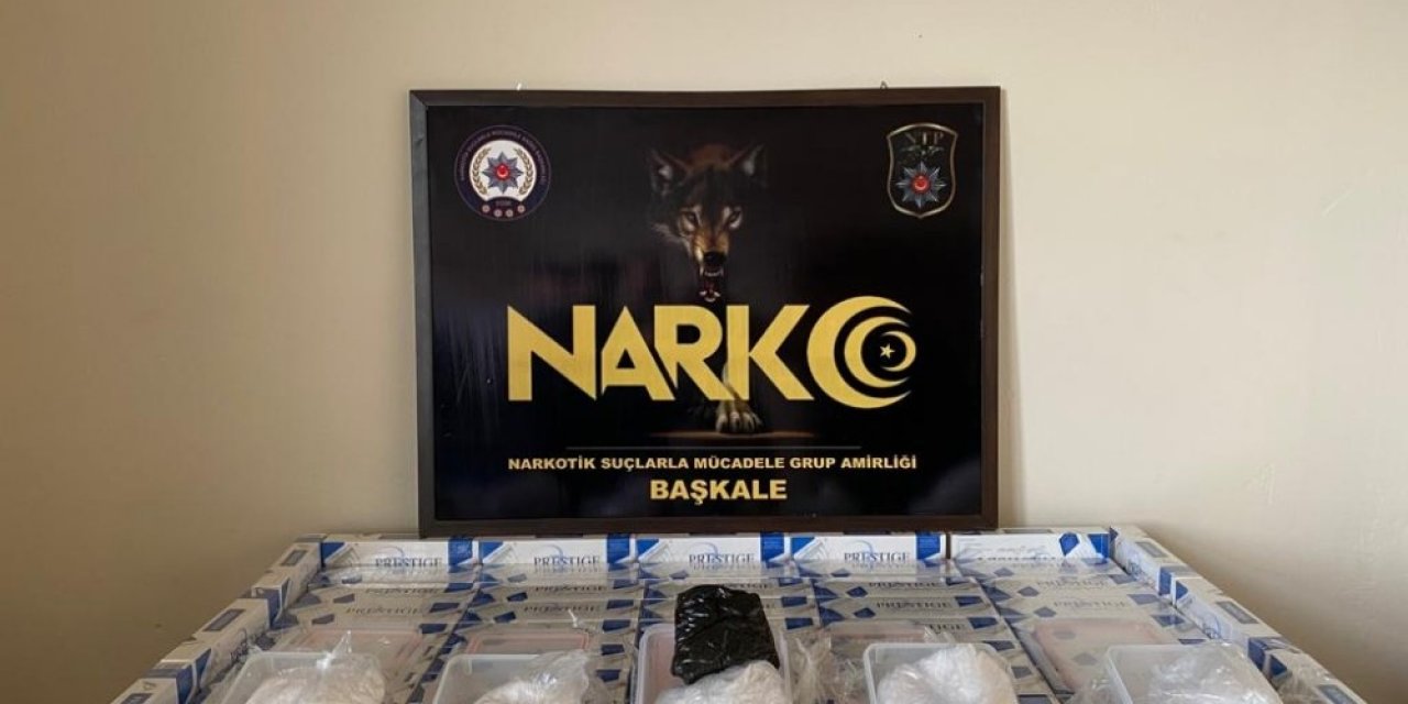 Başkale’de Uyuşturucu Madde Ve Kaçak Sigara Ele Geçirildi