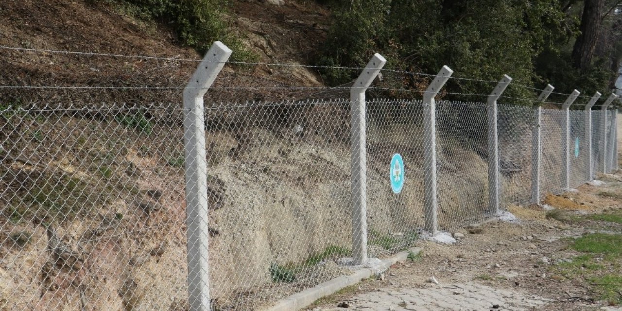 Manisa’da Mezarlıklara Güvenlik Önlemi Artıyor