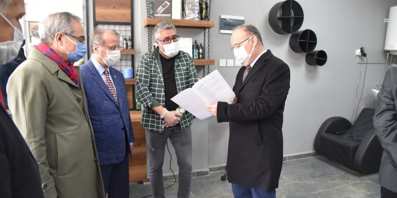 Manisa’da Berber Ve Kuaför Salonları Denetlendi