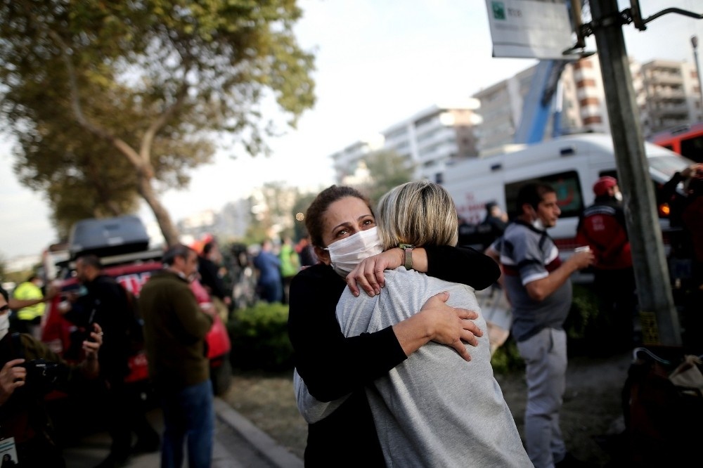 Rıza Bey Apartmanı’ndan son anda kurtuldular
