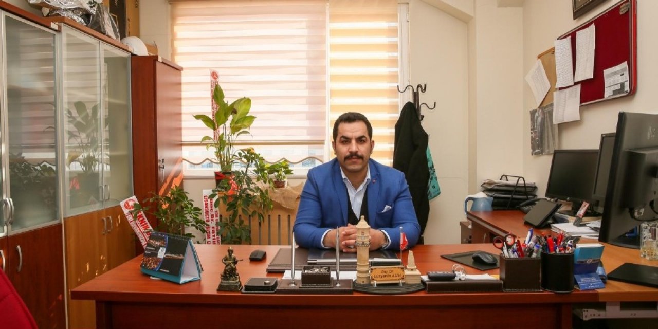 Bayburt Üniversitesinden Fizik Alanında Önemli Başarı