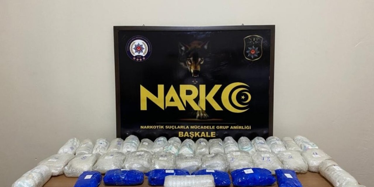 Başkale’de 22 Kilo 100 Gram Metamfetamin Ele Geçirildi