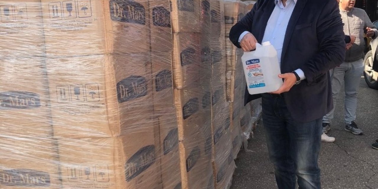 Gönüllü Sanayiciden Temizlik Hareketi
