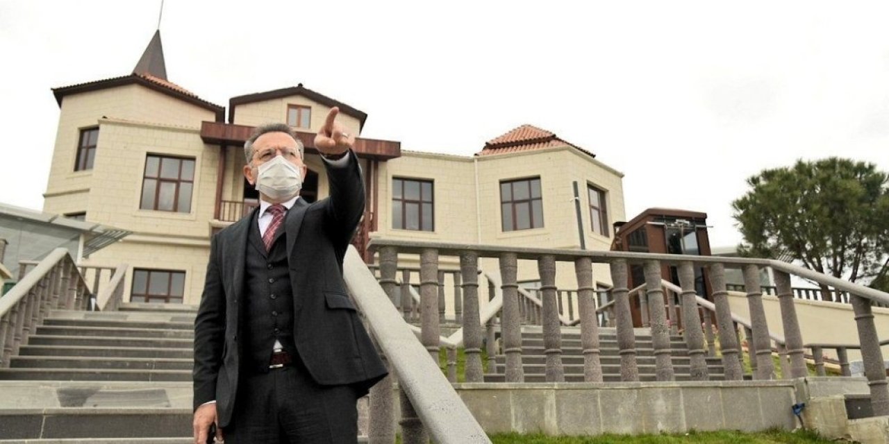 Vali Aksoy, Adnan Menderes Müzesi’nde İncelemelerde Bulundu