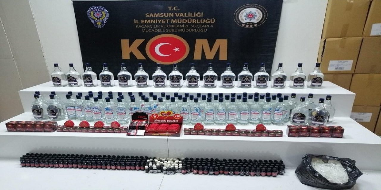 Samsun’da 108 Litre Etil Alkol Ve 94 Adet Cinsel İçerikli Ürün Ele Geçirildi