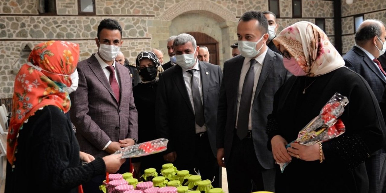 Bilecik’te ’’yöresel Ürünler Pazarı’’ Kuruldu