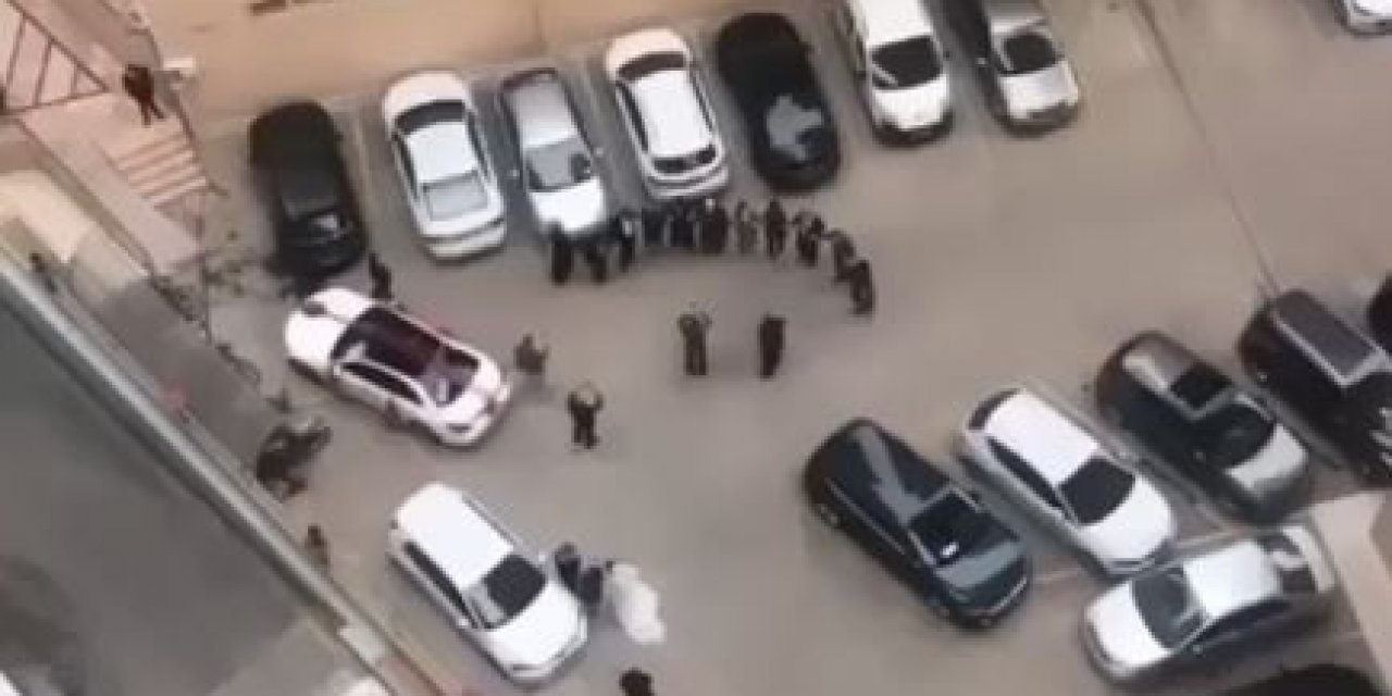 Site Otoparkında Davul Zurna Eşliğinde Korona Halayı