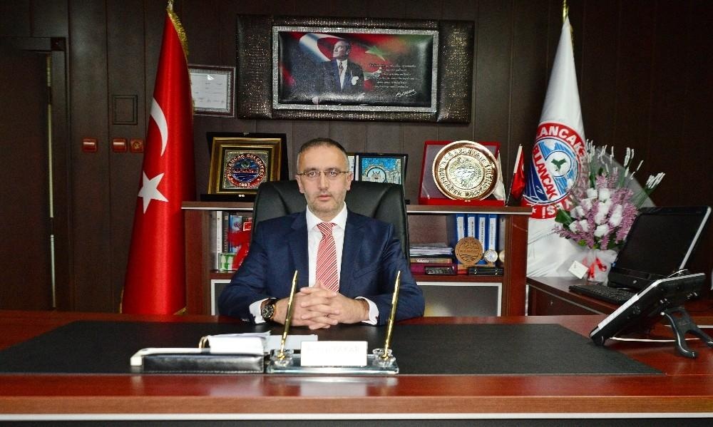 Bulancak Belediye Başkanı Recep Yakar ve ailesine saldırı