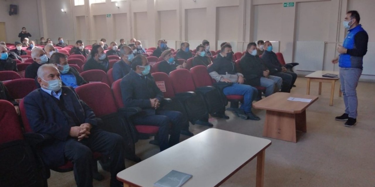 Afad’dan Muhtarlara "adet Farkındalık Eğitimi"