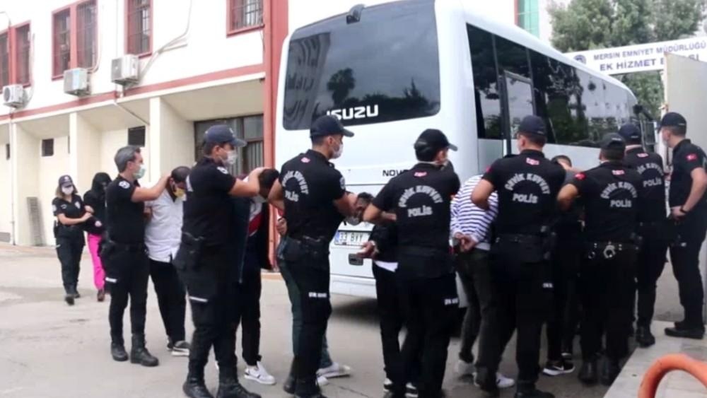 Mersin merkezli 7 ilde sahte bahis kuponu operasyonu: 48 gözaltı