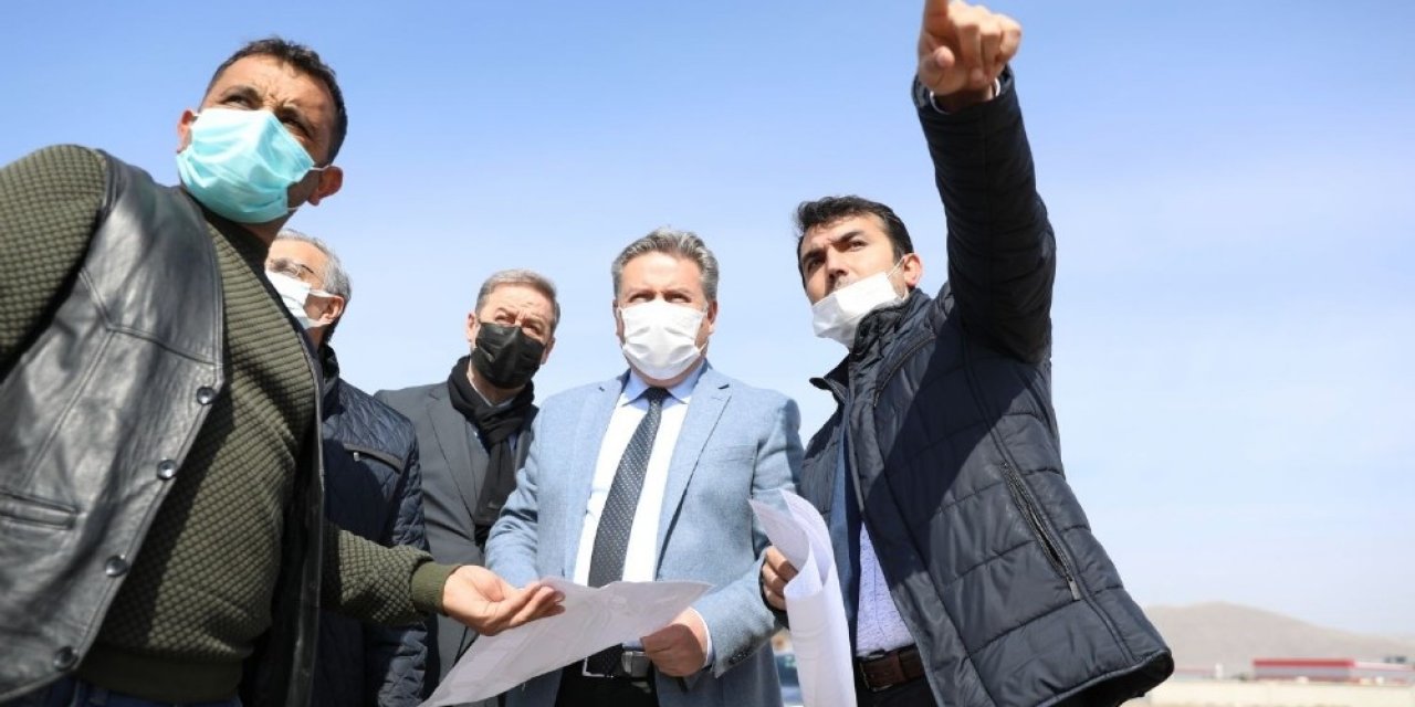 Melikgazi İki Sanayi Bölgesi Arasındaki Yolu İmara Uygun Hale Getiriyor