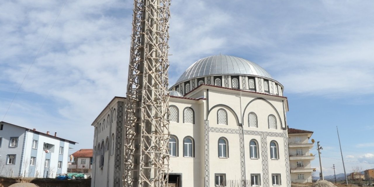 Kavak Merkez Camii Destek Bekliyor