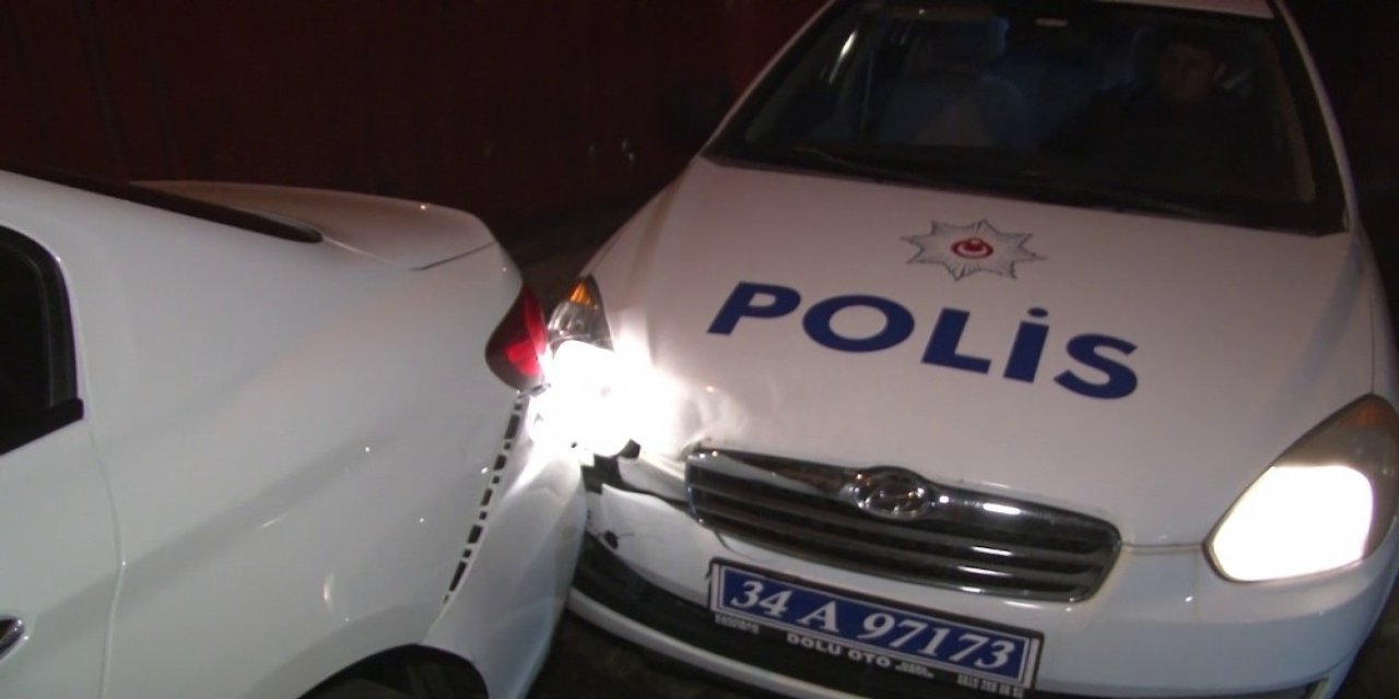 Polisin ’dur’ İhtarına Durmayarak Kaza Yapan Şüpheli Şahıslar, Suç Makinesi Çıktı