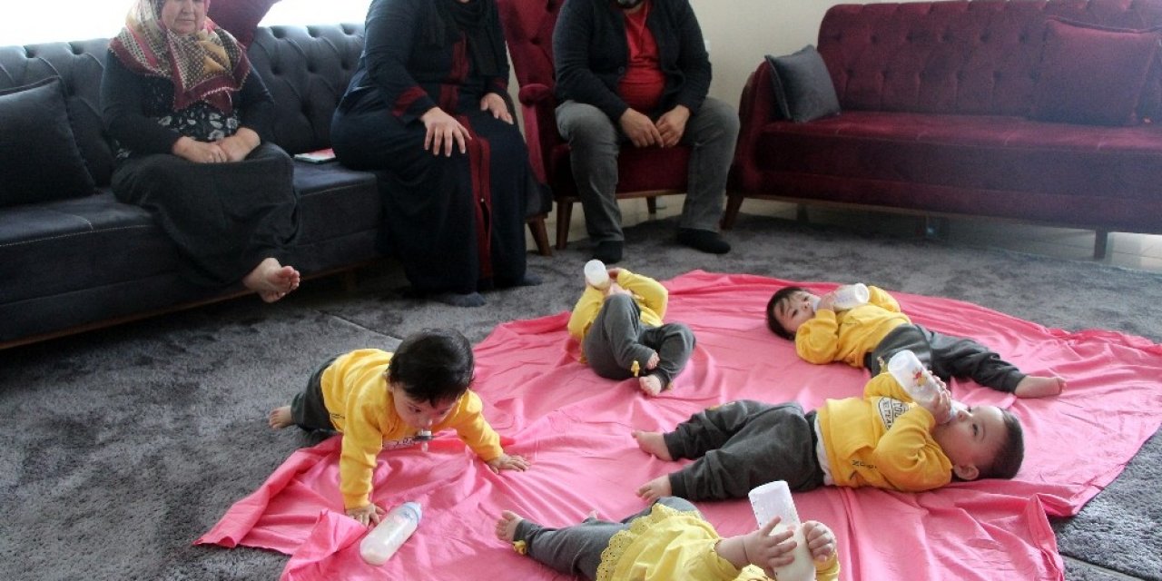 Hataylı Beşizlere Bakan Selçuk’tan Destek