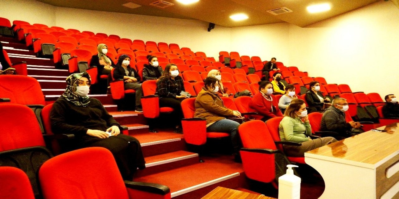 Sarıgöl’de Annelere Uyuşturucu Semineri