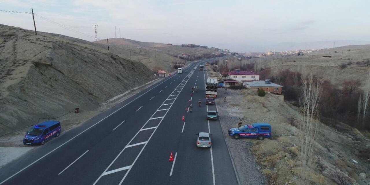 Aranan 128 Kişi Yakalandı