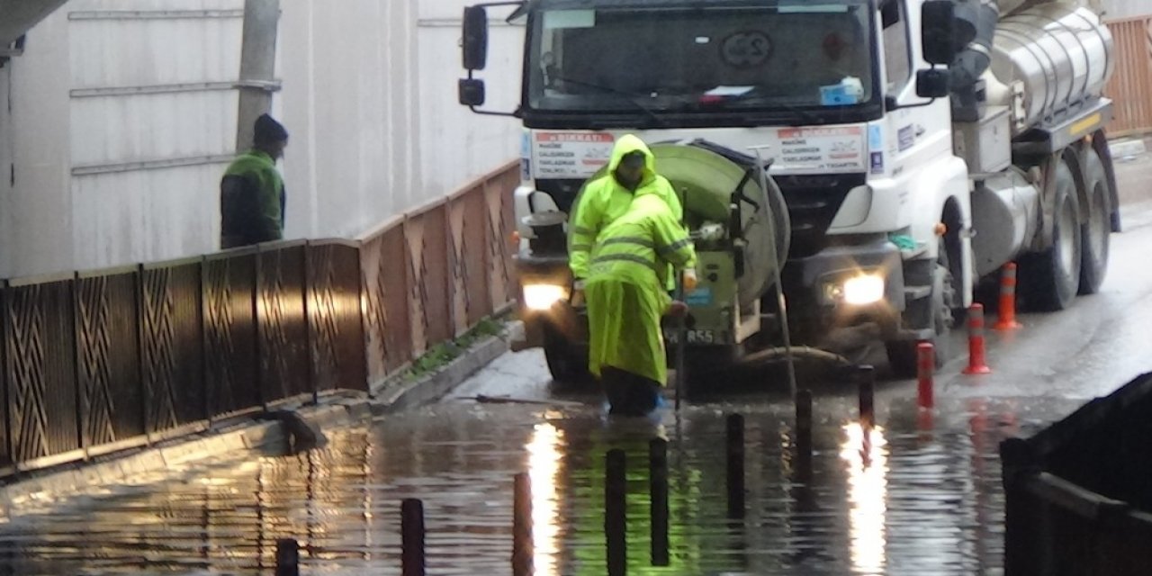 Merkezde Yağmur, Köylerde Kar