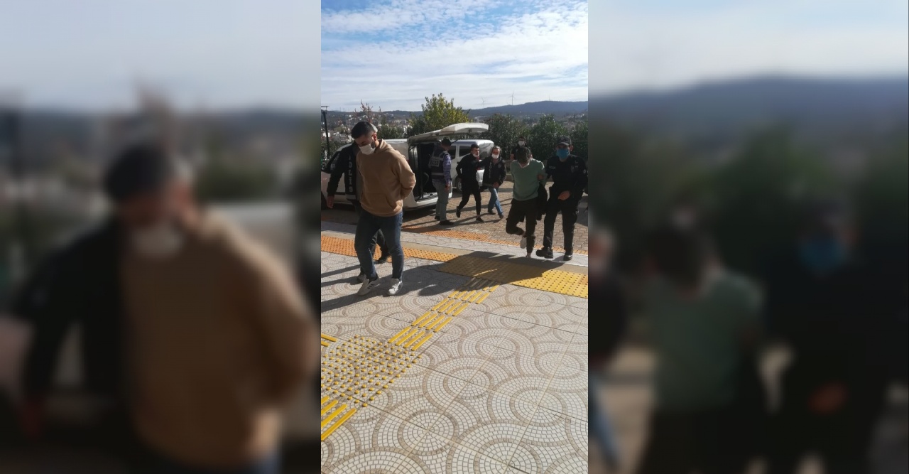 Urla polisinden uyuşturucu tacirleri ve gaspçılara suçüstü