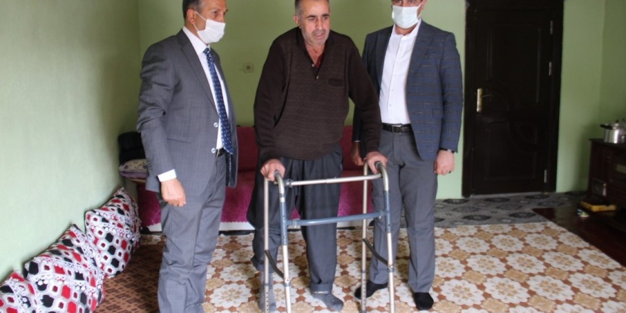 Şemdinli’de Şehit Ailelerine Ziyaret