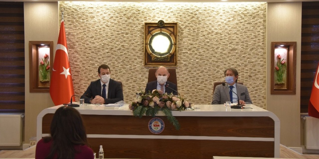 Vali Karadeniz, Kadına Yönelik Şiddette Gerekli Hassasiyetin Gösterilmesini İstedi