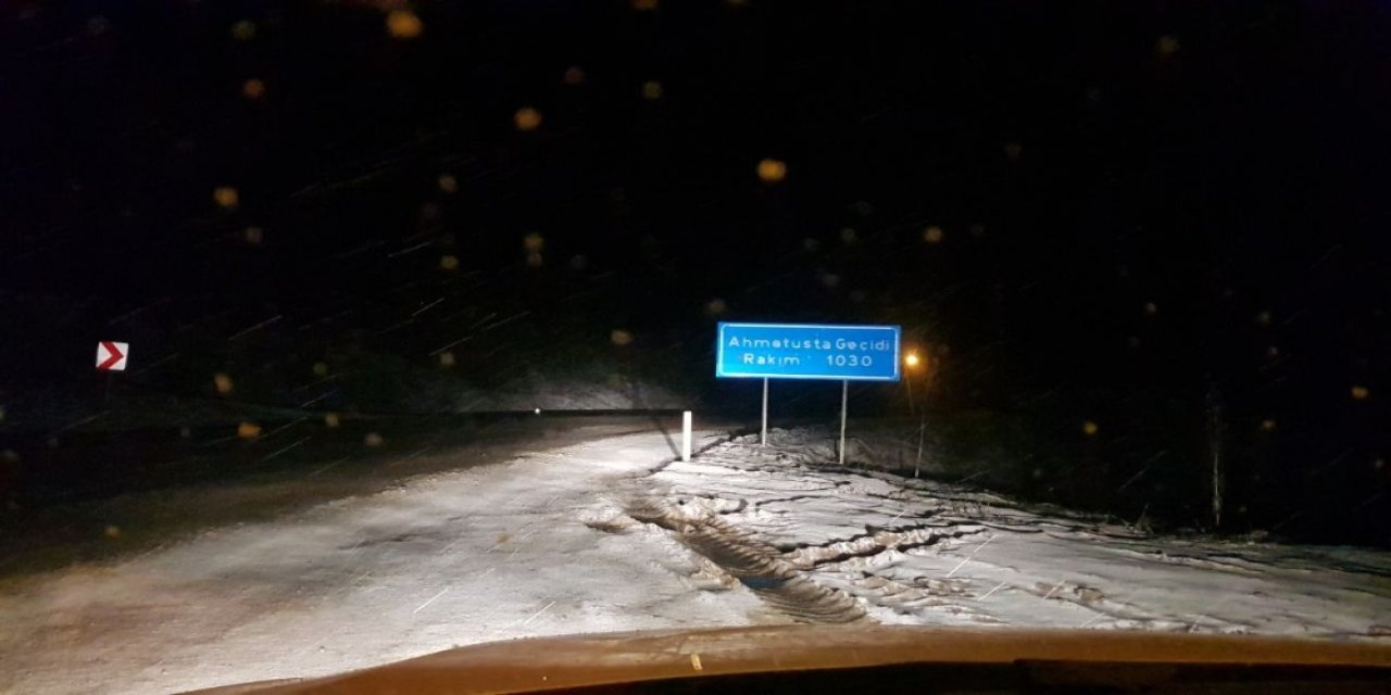 Meteoroloji Uyarmıştı, Kar Yağışı Karabük’te Başladı