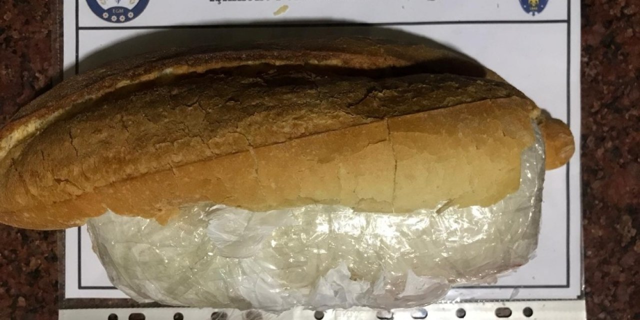 Polisin Şüphesi ‘ekmek Arasına Gizlenmiş Uyuşturucuyu’ Ortaya Çıkardı