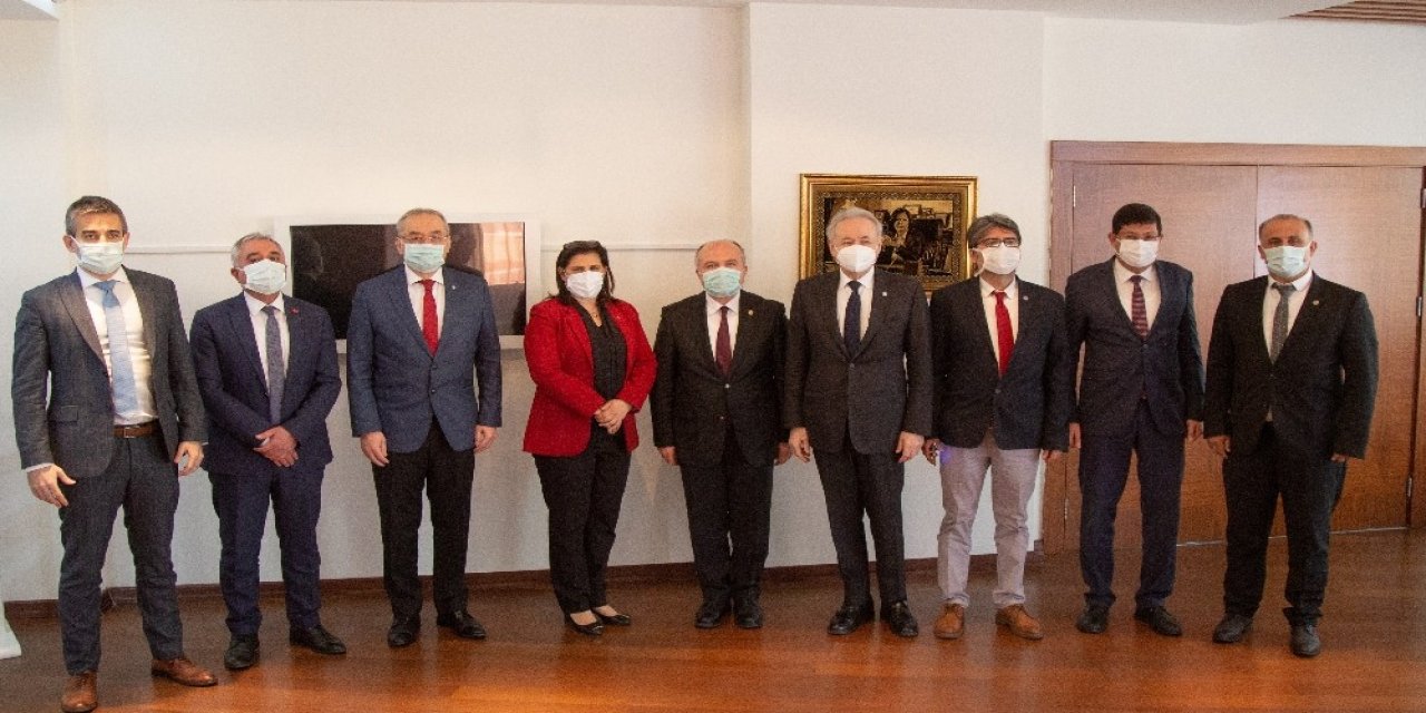 İ̇yi̇ Parti Heyeti Başkan Çerçioğlu İle Görüştü