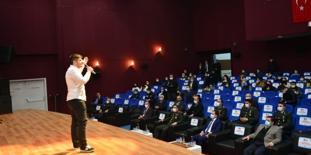 Elazığ’da İ̇stiklal Marşı’nın Kabulünün 100. Yıl Dönümü