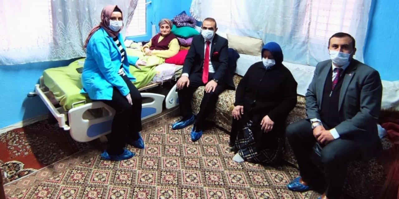 Gönüllere ’ayakkabı’ İle Dokundular