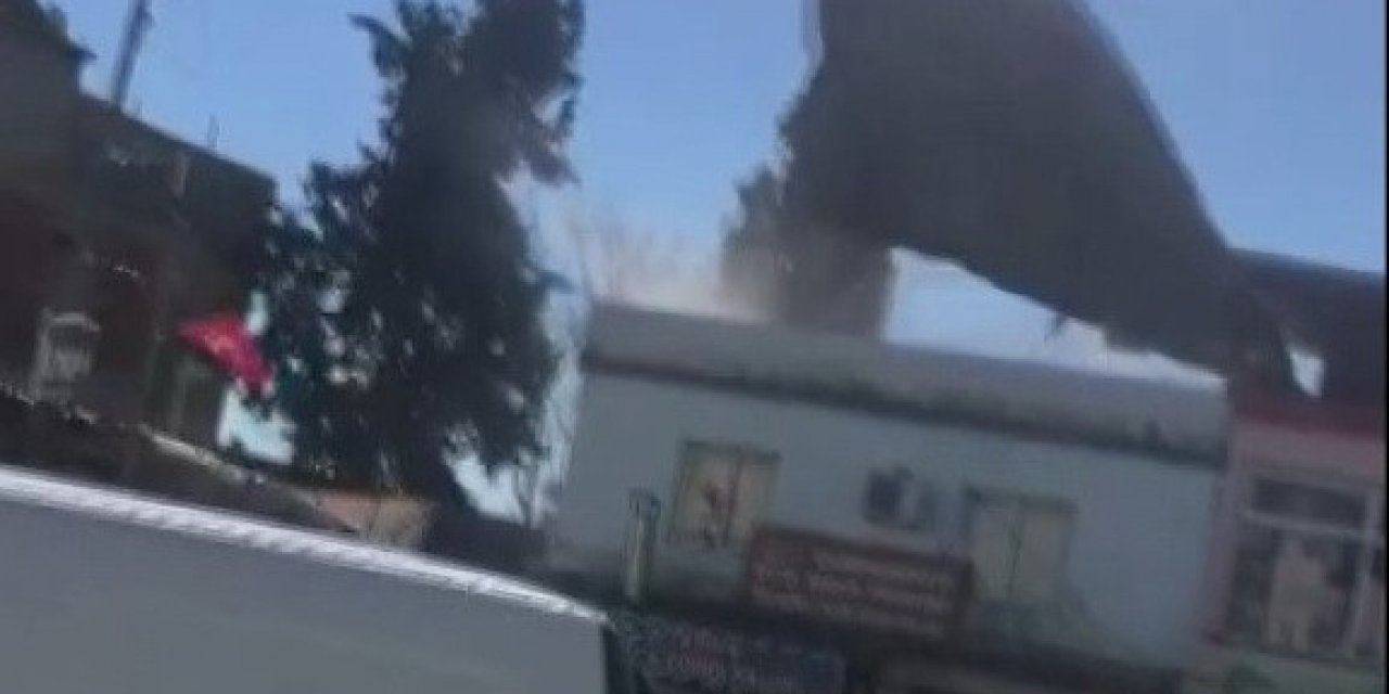 Şiddetli Rüzgar Çatıyı Böyle Uçurdu