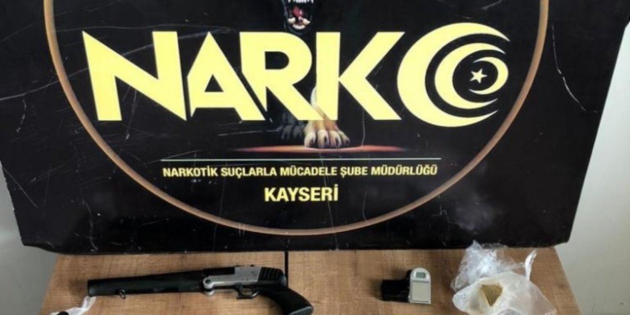 Uyuşturucu Operasyonunda 12 Kişi Gözaltına Alındı