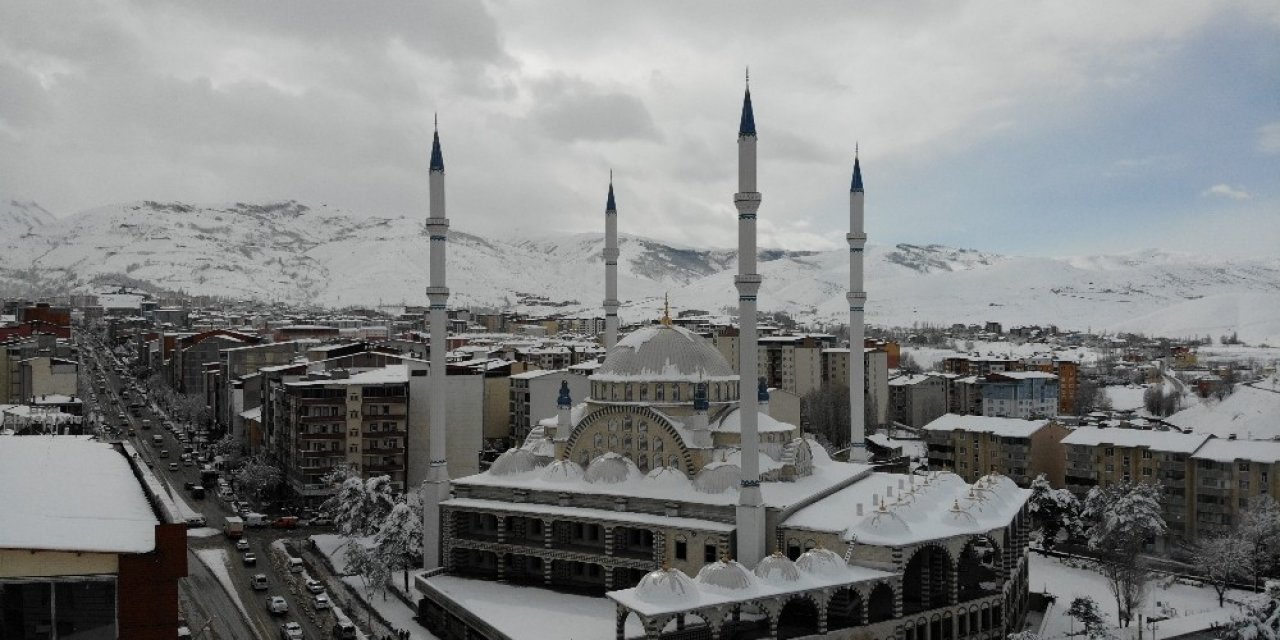 Muş’ta Kartpostallık Kış Manzaraları