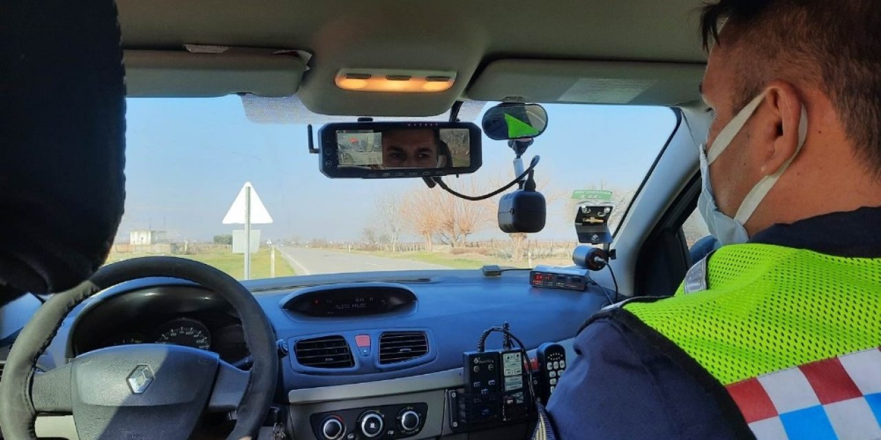 Sarıgöl Ve Alaşehir Arasındaki Karayoluna Radar Hız Tabelaları Konuldu.
