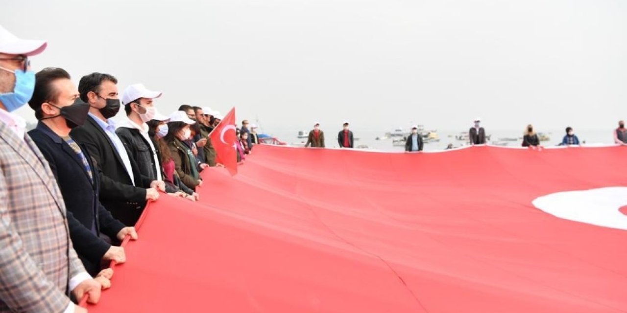 Tuzla’da İ̇stiklal Marşı’nın 100. Yılı Coşkuyla Kutlandı