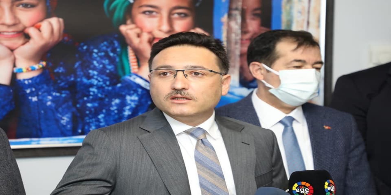 Afyonkarahisar Valisi Covid-19 İle İlgili Halkı Uyardı